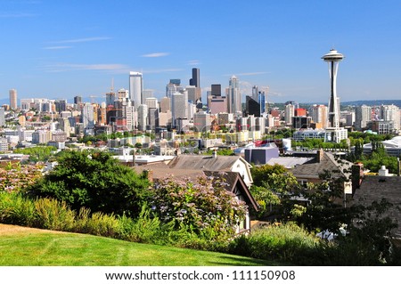 Downtown Seattle with a view of the Space Needle and Mount Rainier, WA, USA