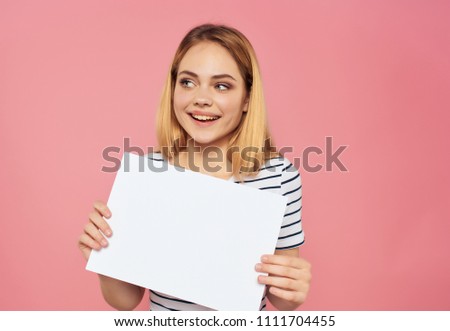   place free smile woman on a pink background                             