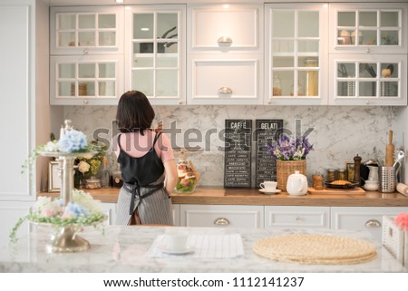 young women are cooking in the kitchen, family activities,