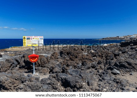 Low water at El Bufadero Gran Canaria, at high water danger zone