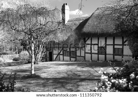 anne hathaways cottage home of william shakespeares wife shottery stratford-upon-avon great britain england uk united kingdom eu Royalty-Free Stock Photo #111350792