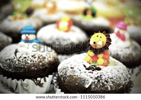 fondant cupcakes with 3D cartoon figurine, Christmas celebration