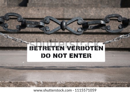 Do not enter sign in English and German on chains