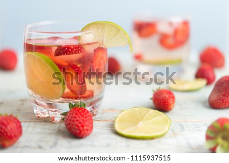 Water with strawberry and lime