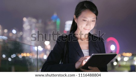 Business woman use of digital tablet computer