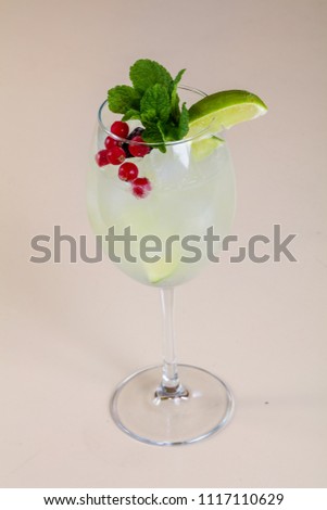 Hawaii cocktail bar drink