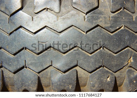 Dusty black resin tire