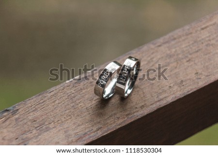 outdoor wedding ring