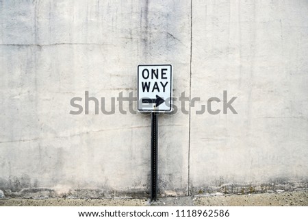 One Way Sign with Arrow, Driving and Directions, Traffic and Street Sign