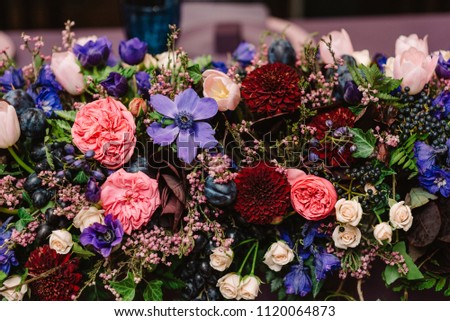 It is a lot of beautiful flowers and roses