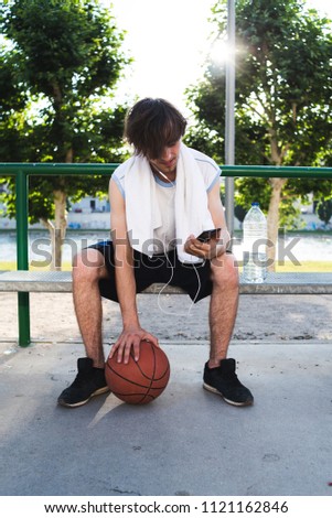 Basketball player getting ready