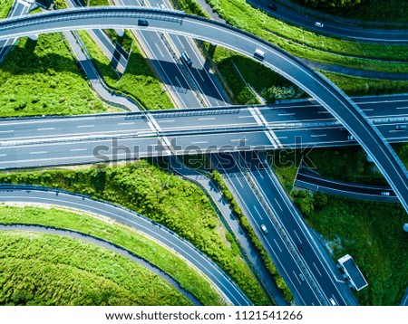 Aerial shots of a complex crossing road.
Symmetrical design.