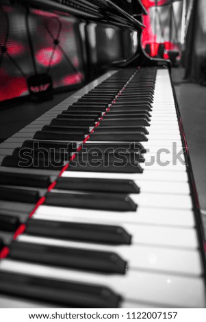 grand piano on the stage before the performance. black and white photography.