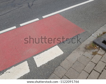 Bike path marked in red