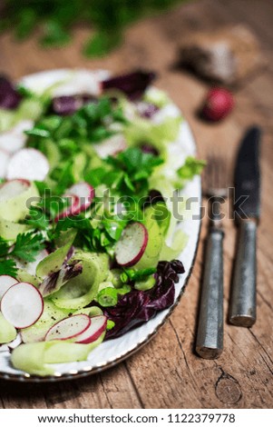 Green Salad with Radish