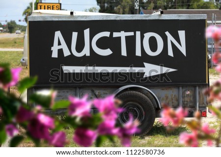 an image of auction sign
