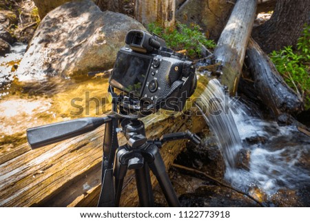 Nature photography setup in a Yosemite Creek, along the Cathedral Lakes Trail.