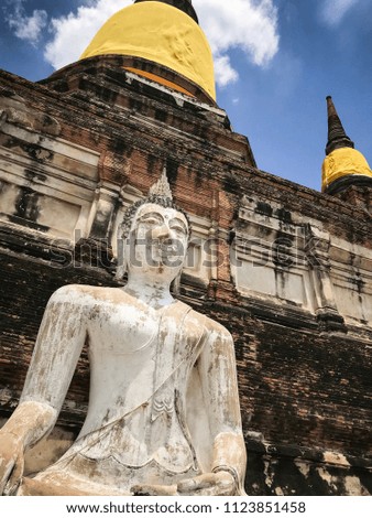 Buddha Statues Wat Yai Chaimongkol, Ayuthaya Historical Park, Thailand.