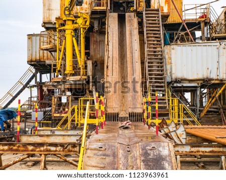 the entrance to the drilling rig