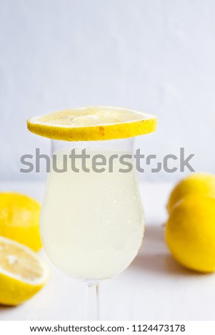 Lemonade with Lemons, sliced and whole