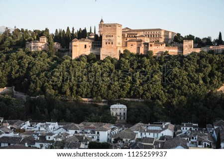 La Alhambra picture in sunny day