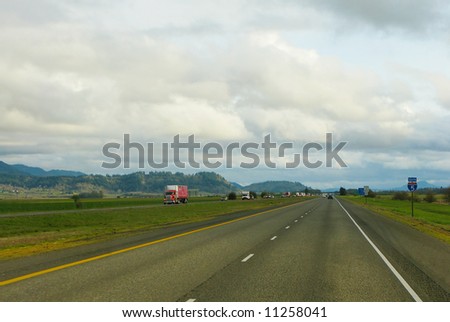 Traffic on Interstate 5 in Oregon