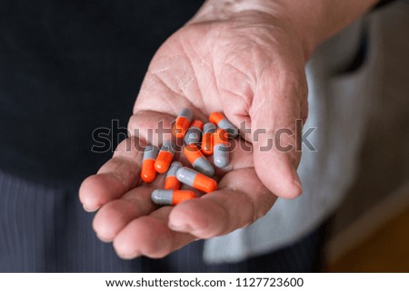 Senior painkiller treatment