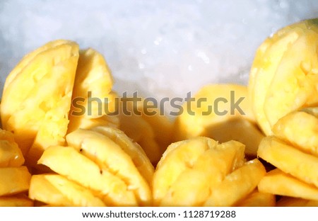 Pineapple peeled Put together on the ice