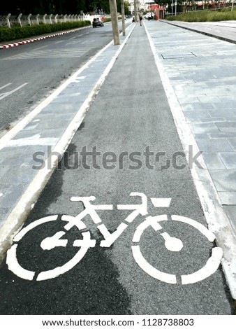 Bike routes and signs on the way.