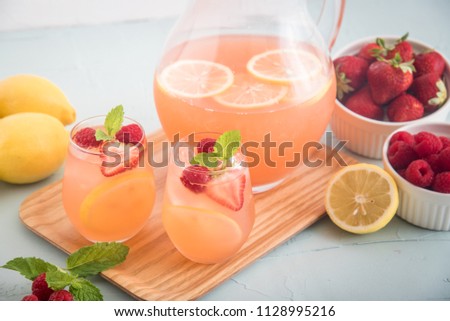 pink berry lemonade