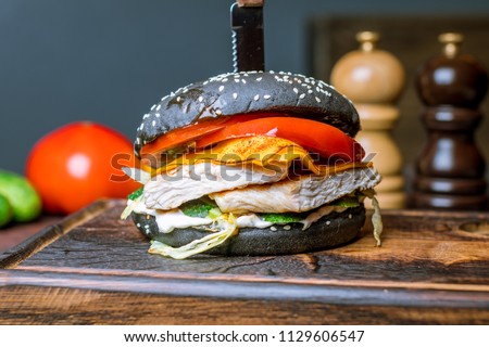 Black Burger with chicken