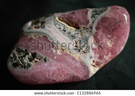 rhodochrosite mineral picture 