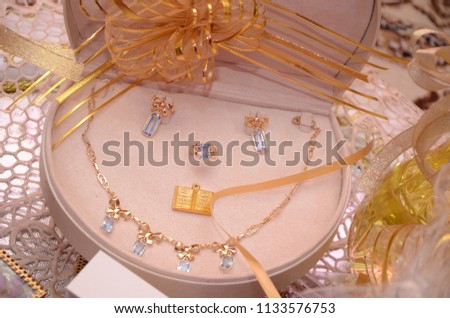 Gold Set. Wedding Jewelry
