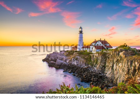 Cape Elizabeth, Maine, USA at Portland Head Light.