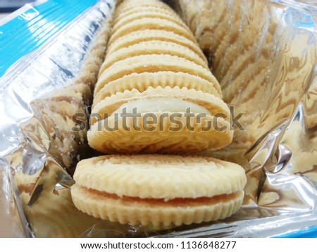 Sandwich cookies on the bag.