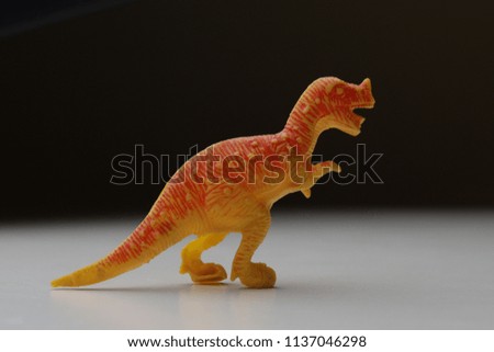 small dinosaur toys for children above age of 2