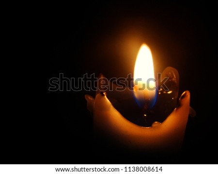 Subtle Candlelight