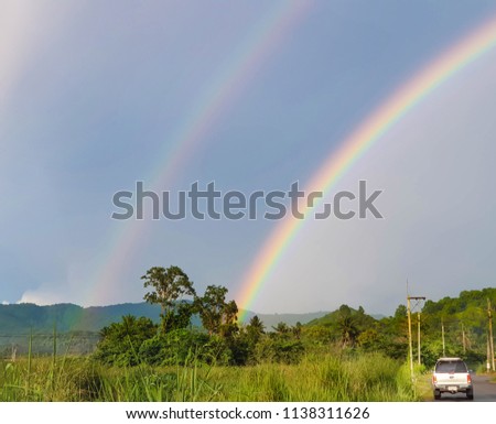 Double Rainbow is born of nature in the countryside, the beauty of the forest and the hill.