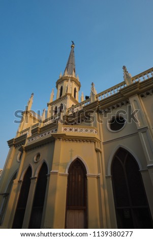 The Holy Rosary Church ,also known as Kalawar , is a Roman Catholic church in Bangkok.The history of the church dates to 1769, when a group of Portuguese Catholics