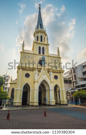 The Holy Rosary Church ,also known as Kalawar , is a Roman Catholic church in Bangkok.The history of the church dates to 1769, when a group of Portuguese Catholics