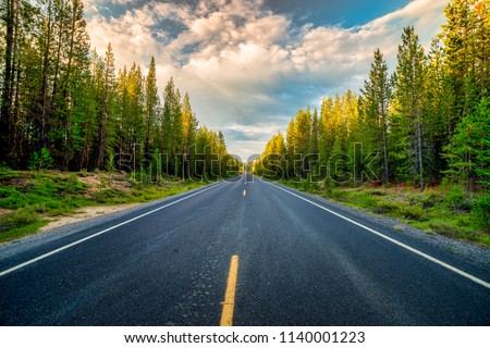 Cascade Lakes Highway in Central Oregon travel destination transportation vacation Royalty-Free Stock Photo #1140001223