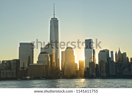 Viewing the Manhattan Skyline