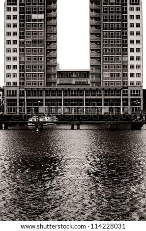 Modern architecture on the river Spree in Berlin/u shaped