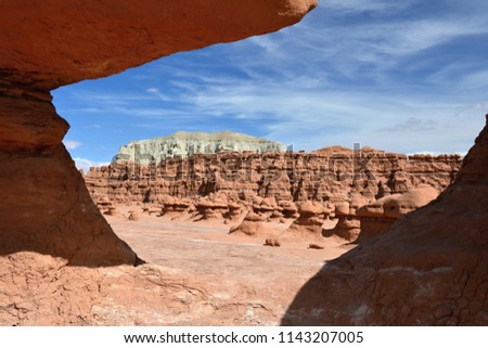 Utah desert, canyons, archs - beautiful landscapes and unbelieveable rock formations