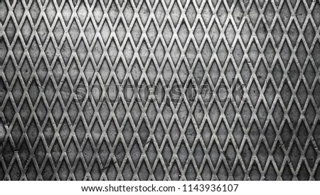 photo metal plate with diamond pattern