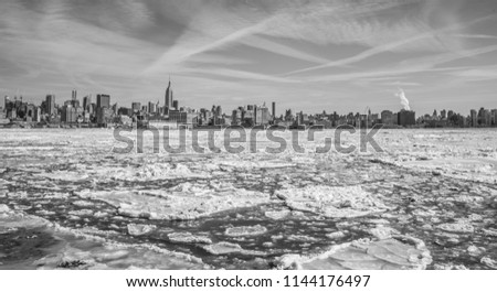 Hudson river frozen 2015