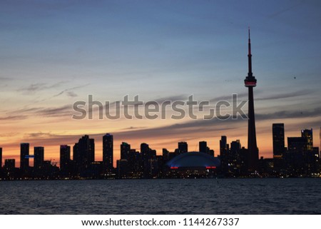 Remarkable sunset over the city of Toronto