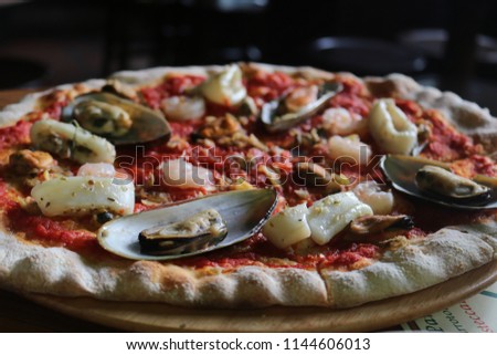 pizza seafood italian
