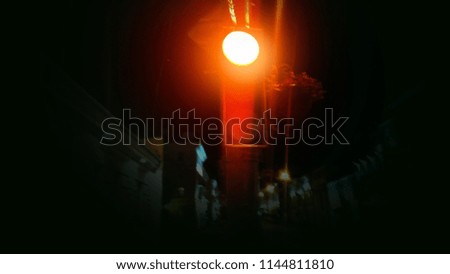 Night city, traffic light