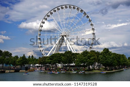 La Grande roue de Montréal (The Montreal Ferris Wheel)